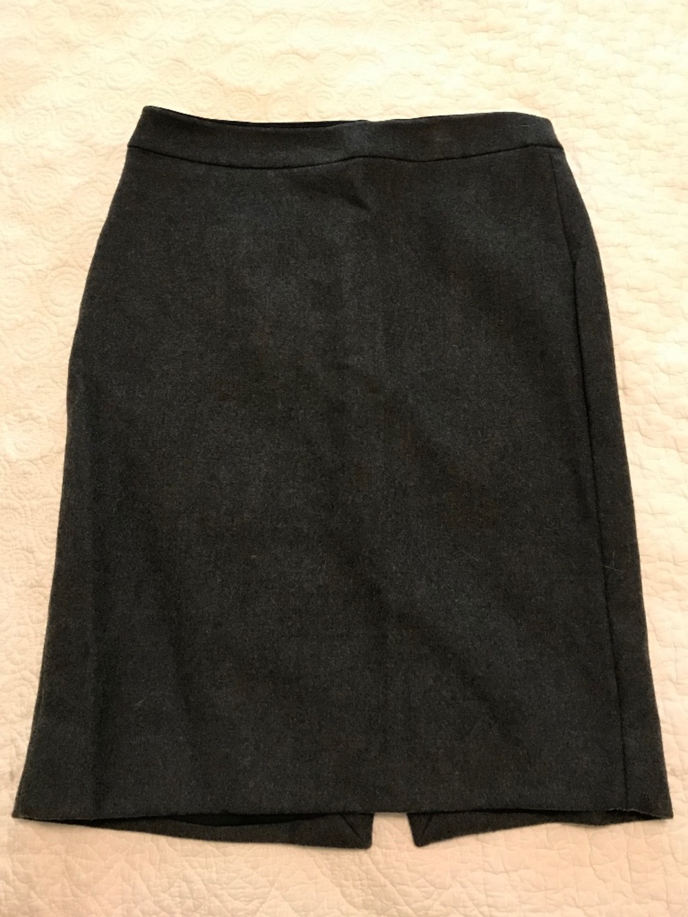J. Crew dark heather gray 💯% wool lined midi length #2 pencil skirt (6)